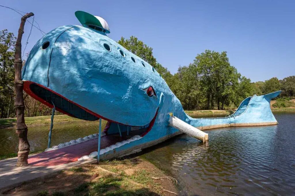 The blue whale tourist attraction in Catoosa, Oklahoma
