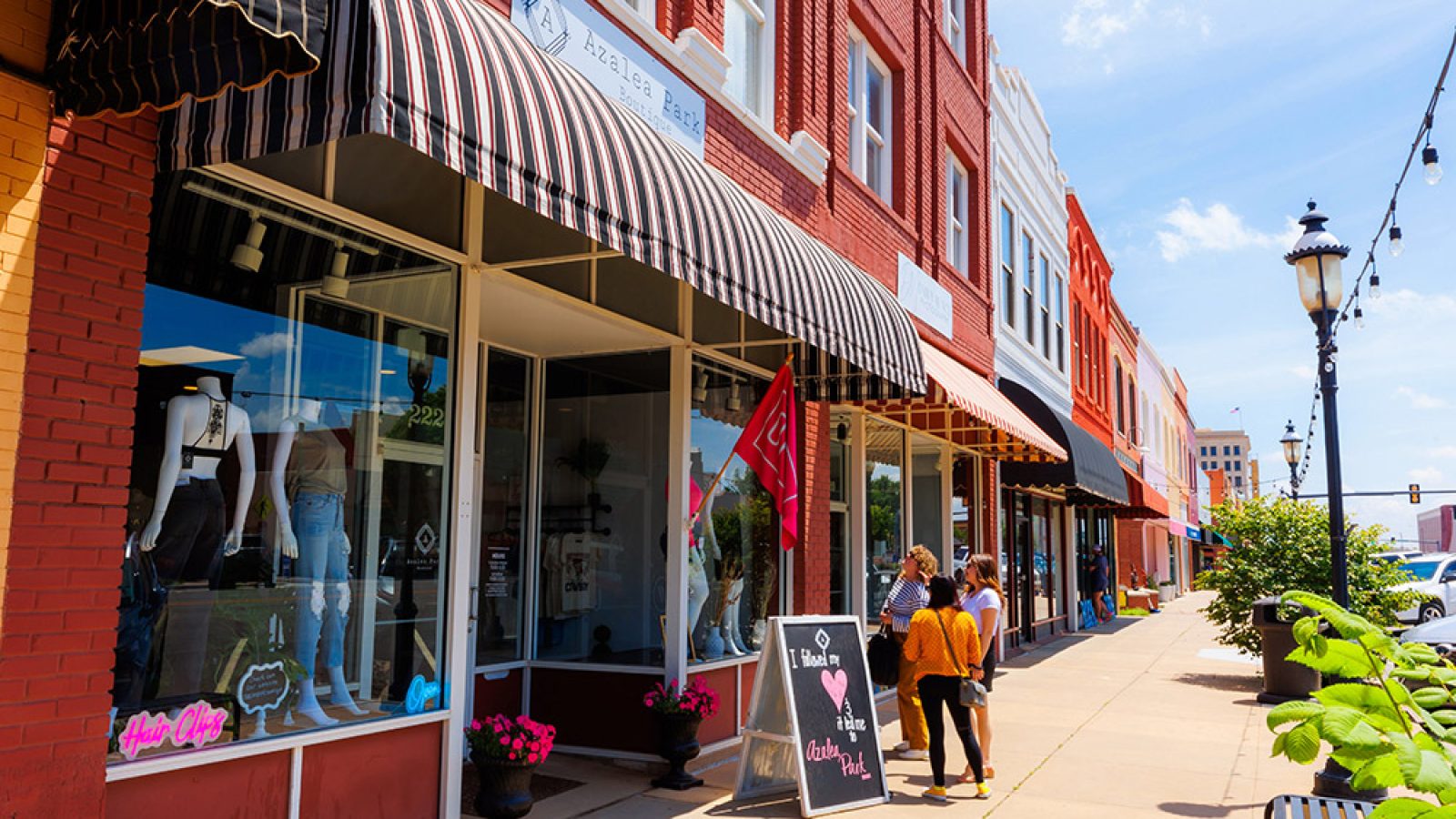 Various business storefronts in Enid, Oklahoma